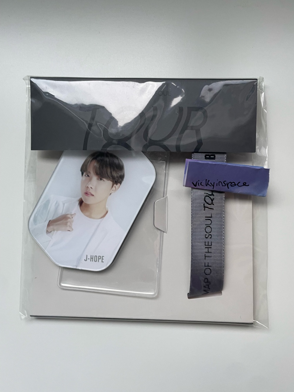 BTS MAP OF SOUL TOUR JHOPE LANDYARD PHOTO